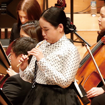 제11회 양악부문 이문희 곡 '소릿거리' 협연자 박지영(피리)